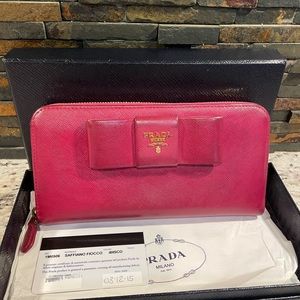 Authentic Prada Saffiano ribbon leather wallet